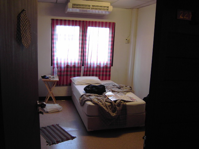 Suk 11 Room.JPG